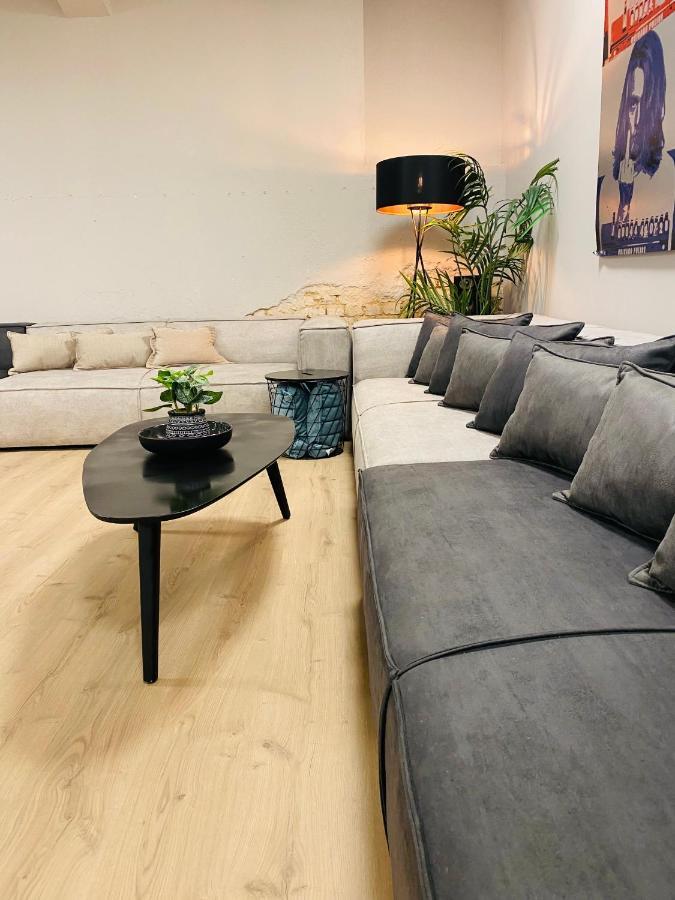 Ofek's Place - Midtown Tlv Хостел Тель-Авив