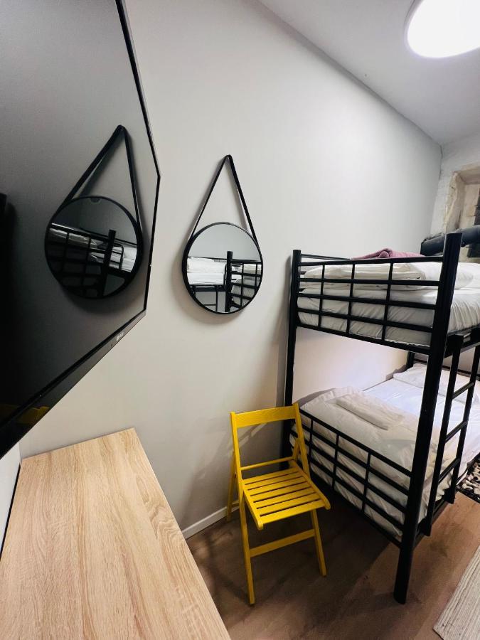 Ofek's Place - Midtown Tlv Хостел