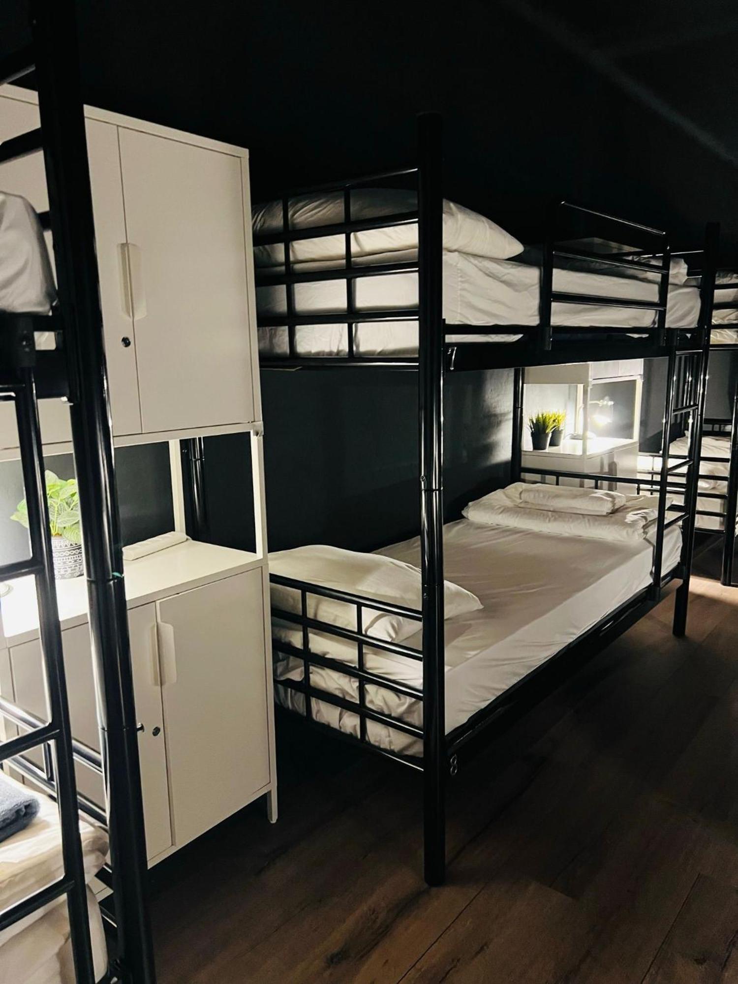 Хостел Ofek's Place - Midtown Tlv Тель-Авив
